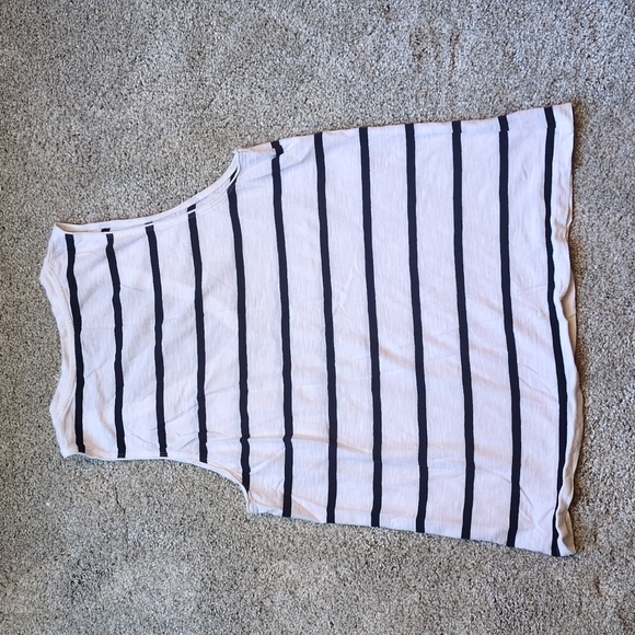 Madewell Whisper Soft cotton navy and white striped pocket tank size me… - Picture 3 of 5